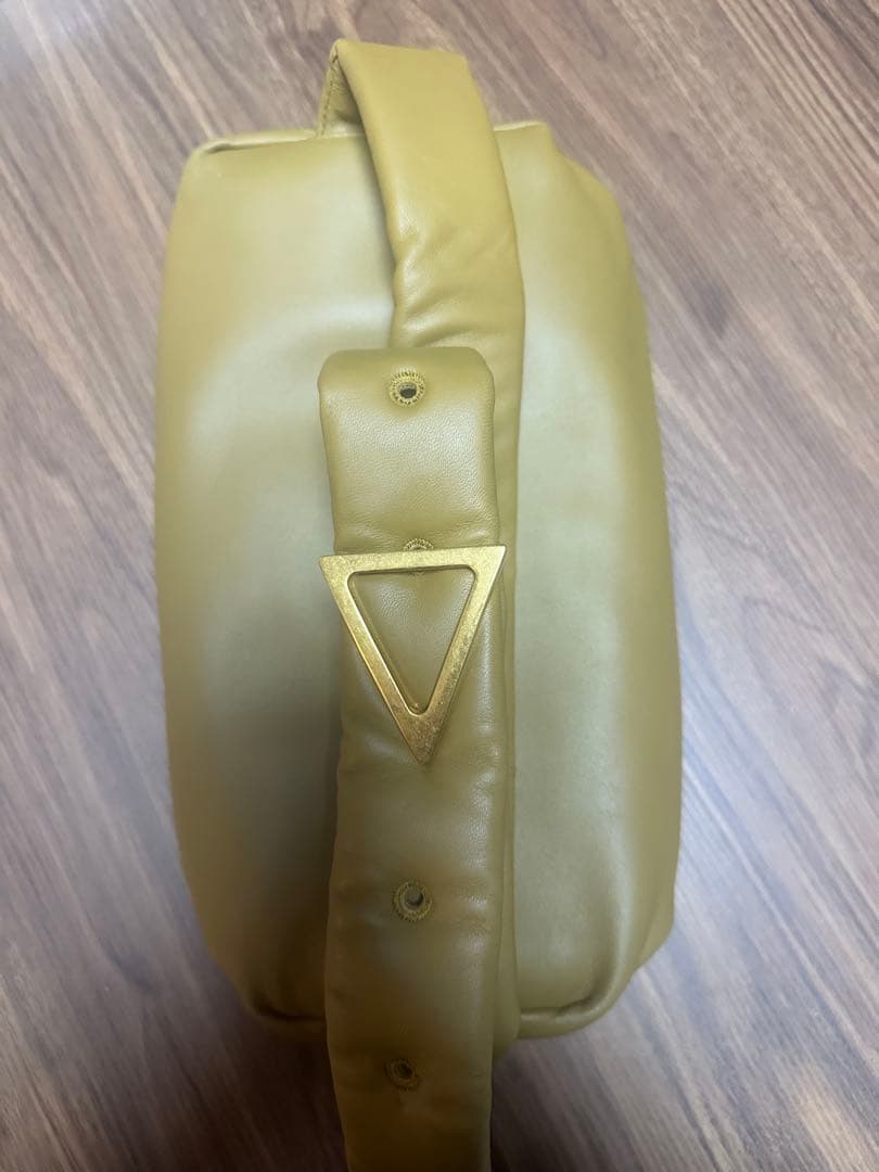 ボッテガ レザー ボディポーチ ショルダーバッグ