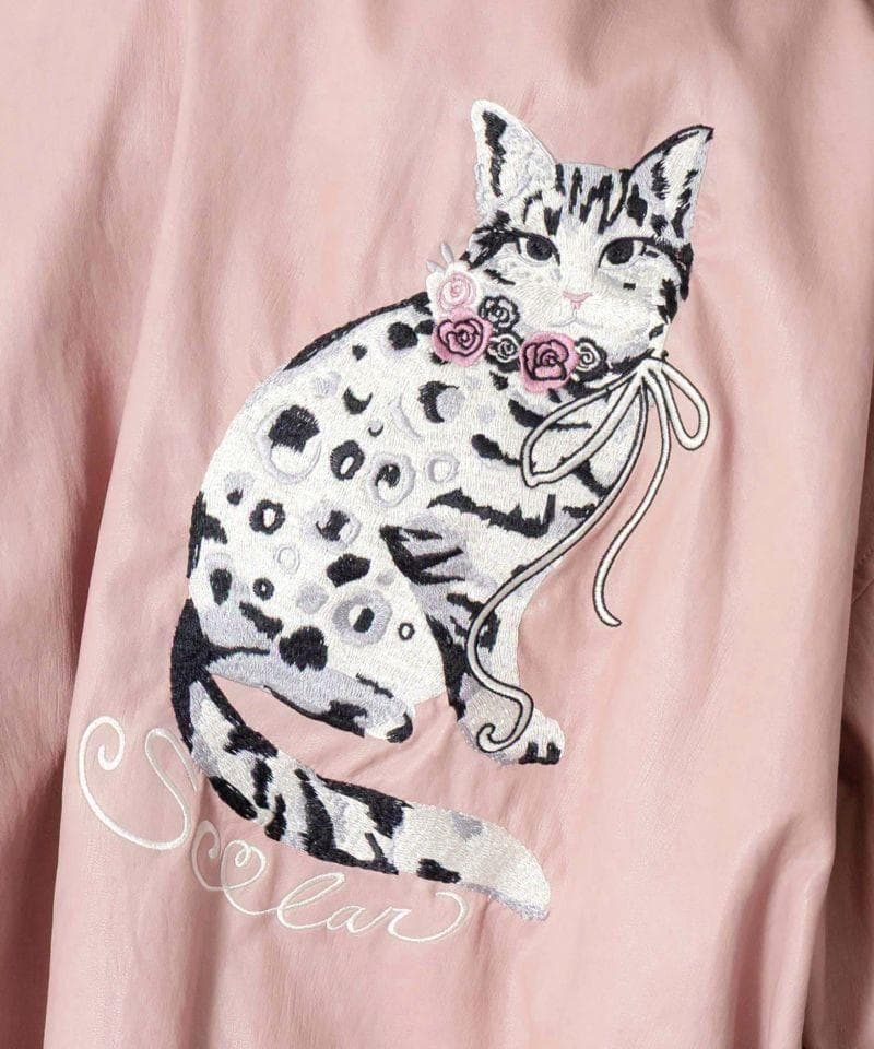 ScoLar 153771：ネコ刺繍フェイクレザー×裏地ブルゾン