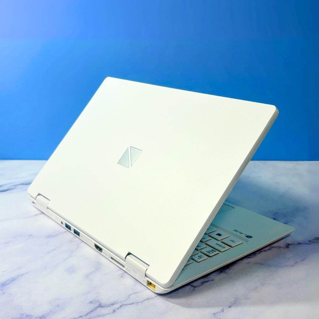 【★1台限り★】軽量コンパクト！SSDで快速・Win11・ホワイトノートパソコン