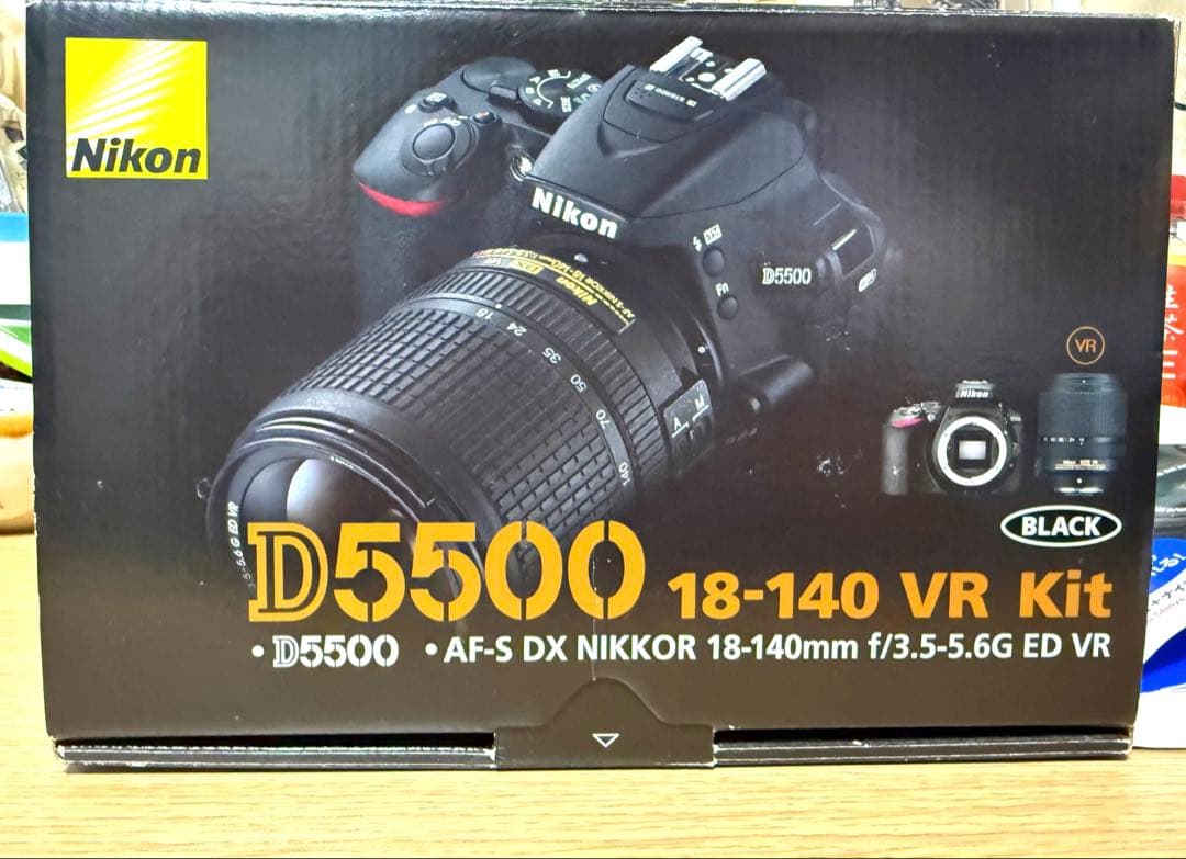 Nikon D5500 18-140 VR Kit 箱あり★