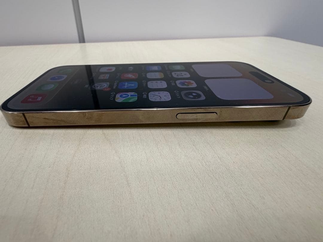 純正バッテリー　iPhone14　Pro 128GB SIMフリー　ゴールド