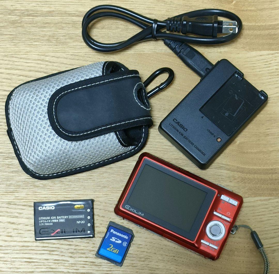 CASIO デジカメ EX-Z77