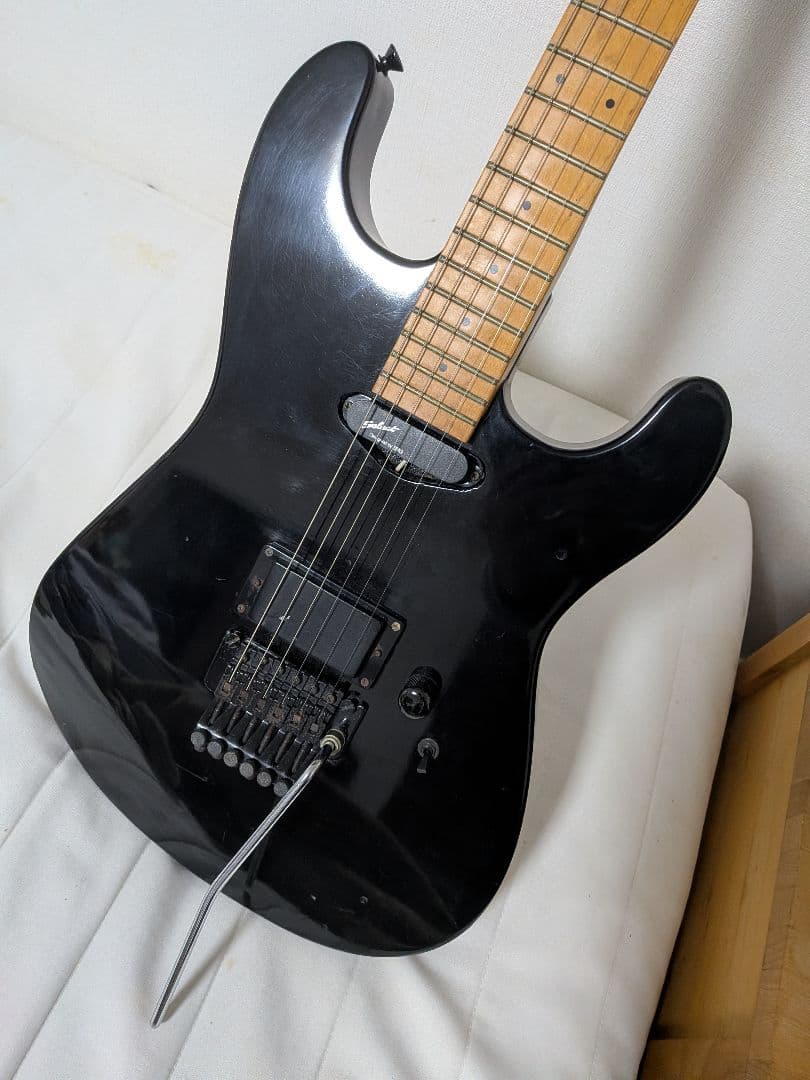 エレキギター メーカー不明　select by EMG ピックアップ搭載