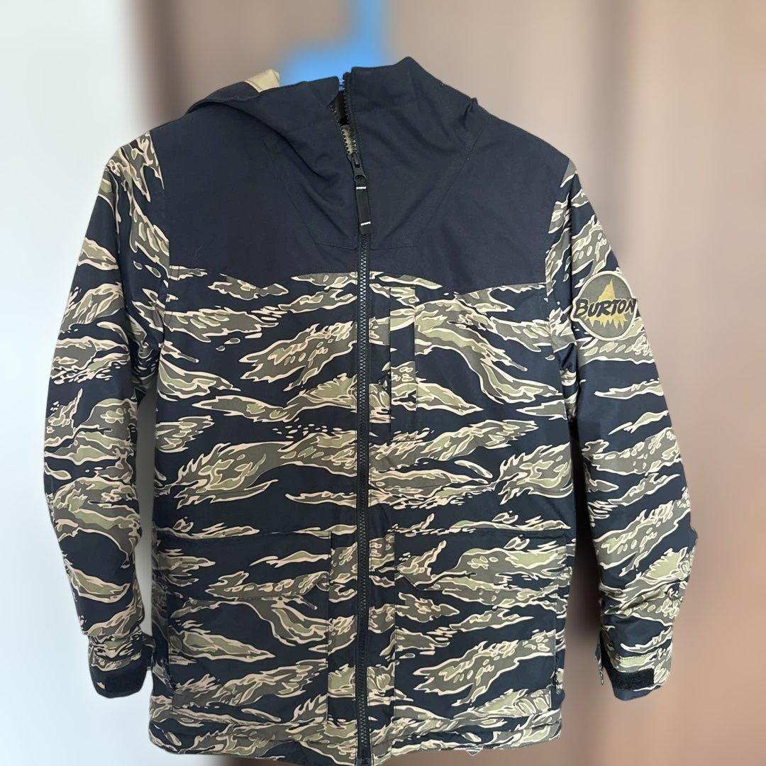 Burton 迷彩柄 フード付きスノーボードウェアMサイズ
