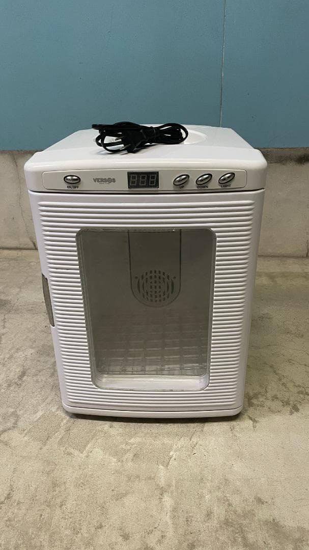 ベルソス（VERSOS）ポータブル冷却装置25リットル VS-404WH/BK