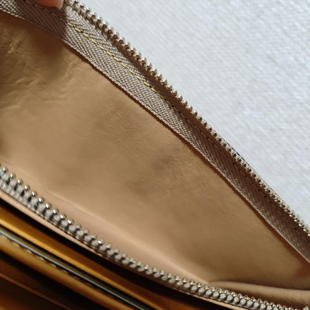 新品★isola 三段錠 ギャルソン財布 ダークネイビー アイソラ