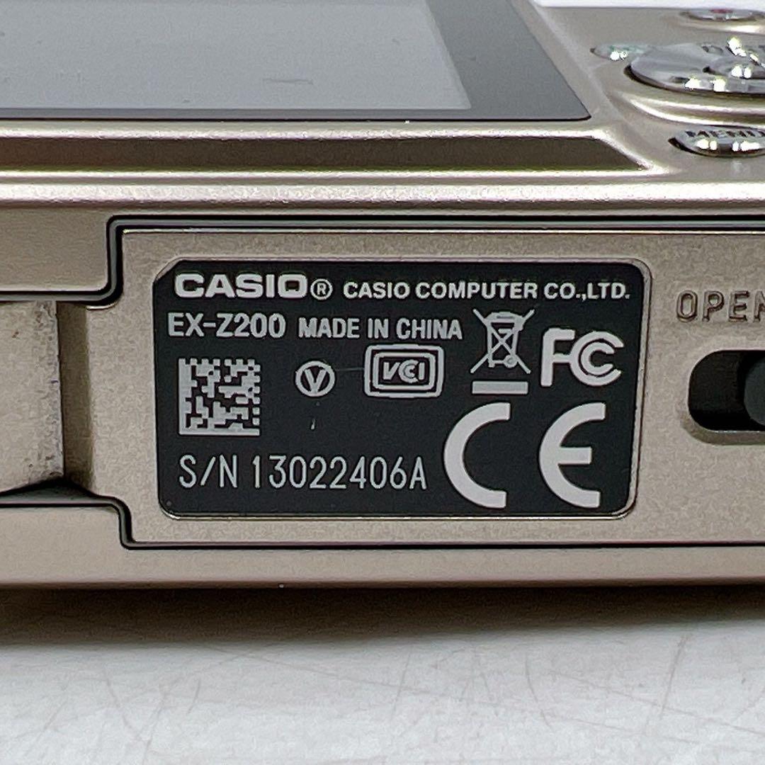 極美品 CASIO EXILIM EX-Z200 ゴールド 付属品完備 デジカメ