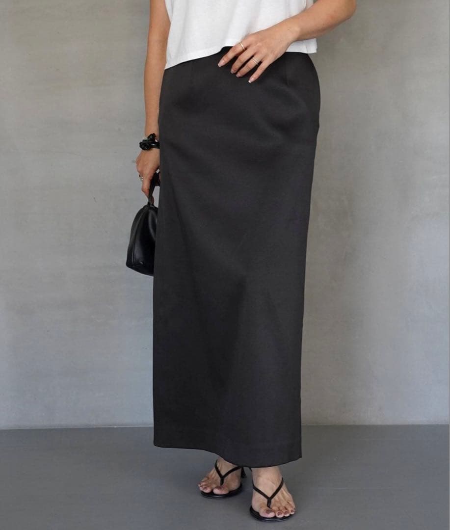 【未使用】CELERI SATINスカート ブラック 34