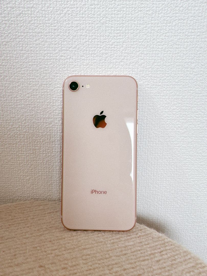 【本体のみ】iPhone8 64GB SIMフリー 最大容量　78%