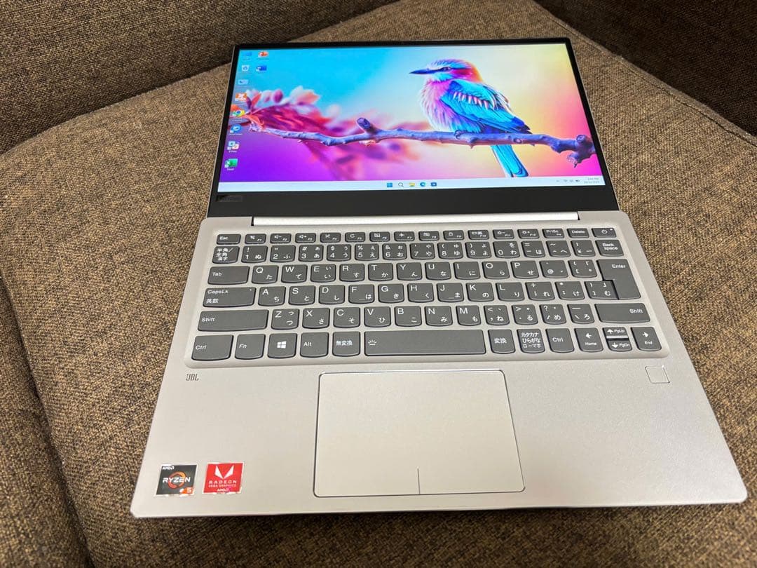 美品　Lenovo AMD Ryzen ノートPC 超軽量　オフィス