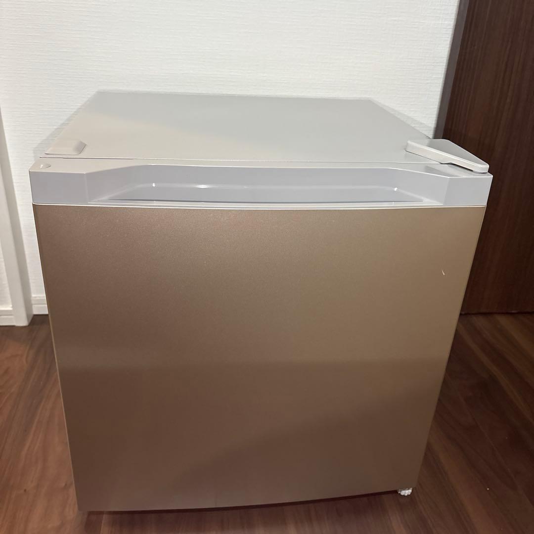 アイリスオーヤマ 冷凍庫 PF-A31FD-N 31L ゴールド