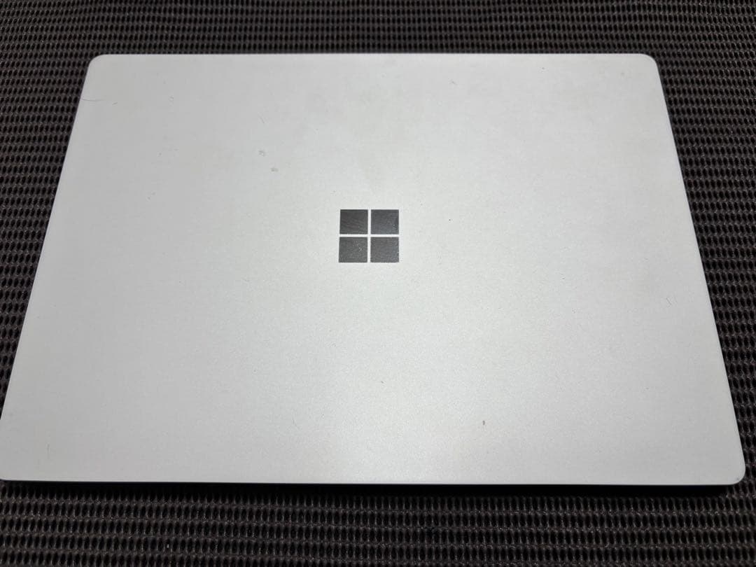 Surface Laptop 使用700時間 i5-7200 SSD 256GB