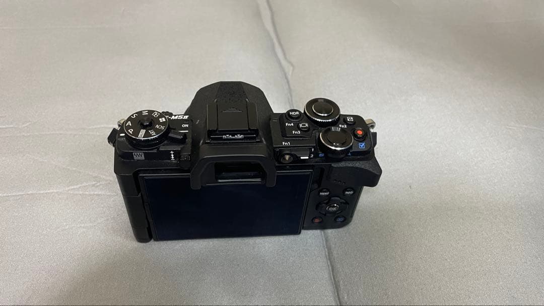 [美品] OLYMPUS OM-D EM-5 ii レンスセット