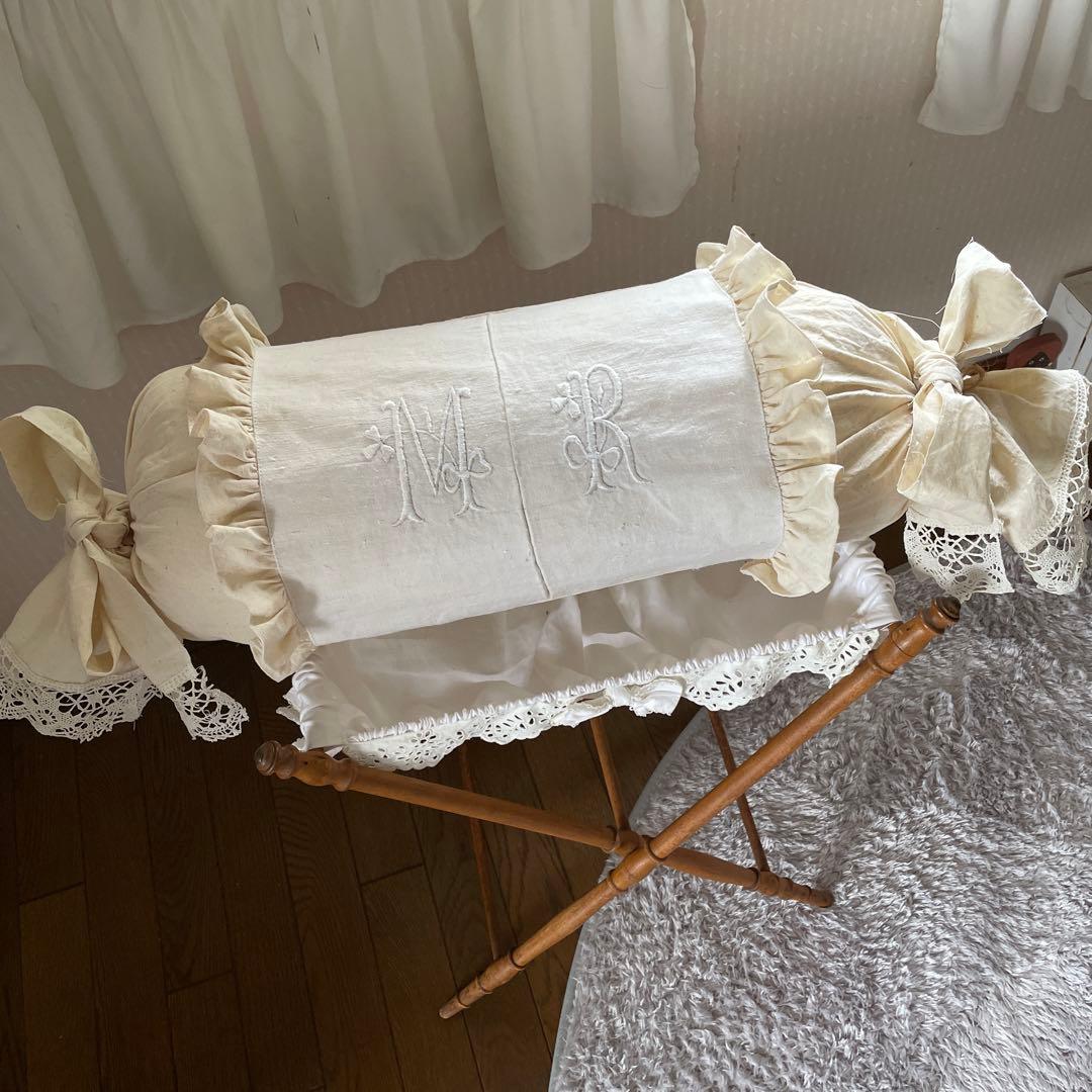 フランスアンティークシーツ　ファブリックのリメイク