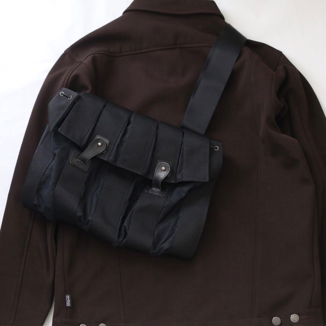 バッグ 00s issey miyake leather shoulder bag