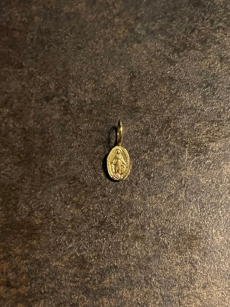 【2/8まで】 SJX マリア メダイチャーム K18 ダイヤモンド