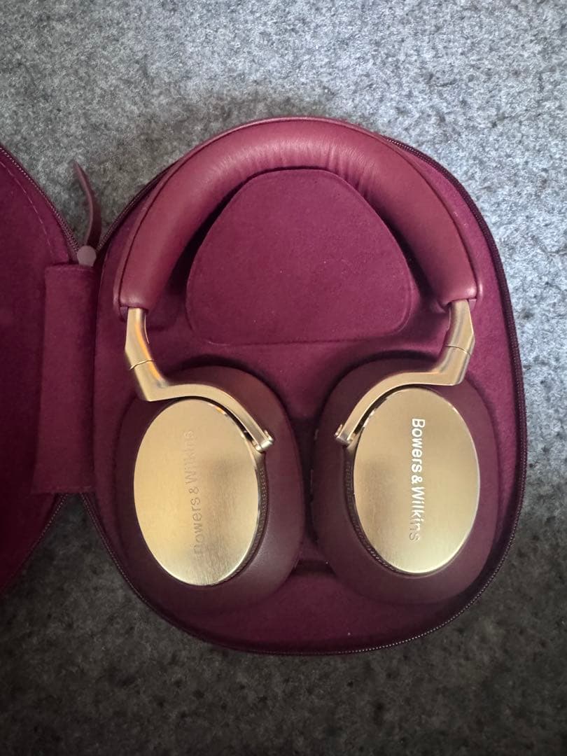 ヘッドホン Bowers & Wilkins p8
