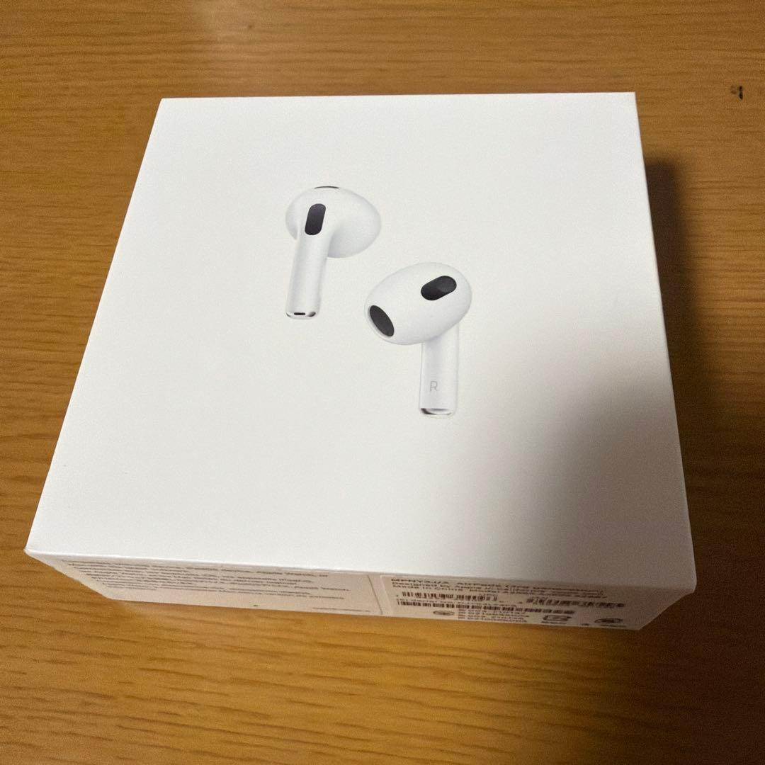 AirPods (第3世代) Lightning充電ケース付き 付属品完品