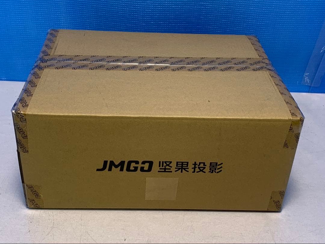 G12-08-2⭐️ 新品未使用　超短焦点プロジェクター O1 J78-4D0