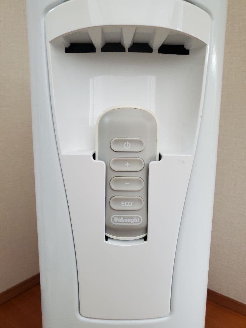 デロンギ ベルカルド オイルヒーターDeLonghi RHJ75V0915-GY