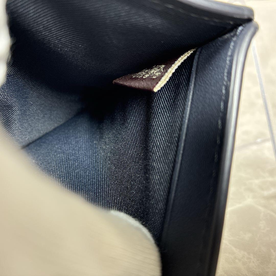 【未使用級】COACH 二つ折り財布 ライトブルー ペブルドレザー Cチャーム付