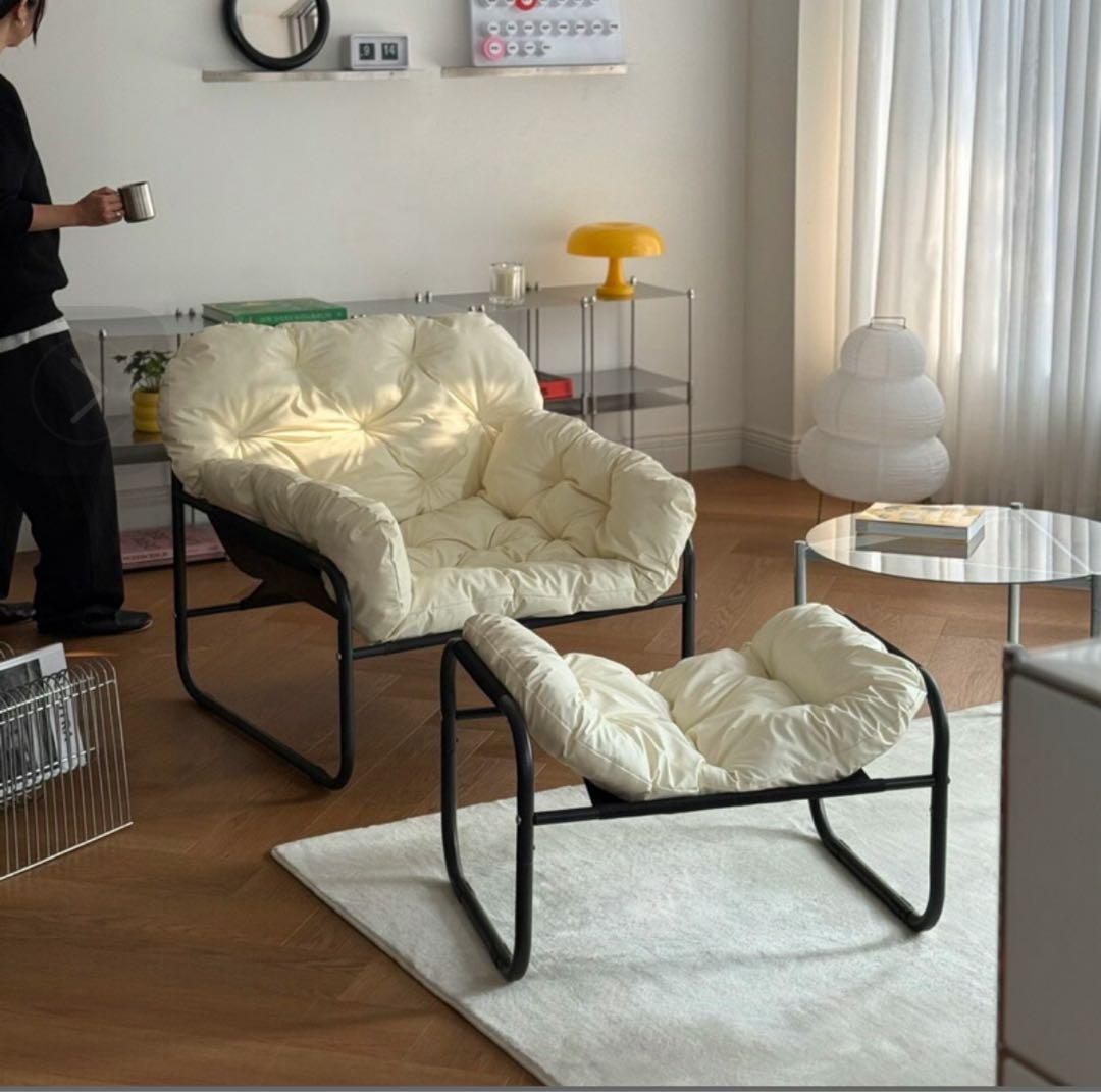 ブラックフレーム パテッド ラウンジチェア 1人掛けソファ オフホワイト