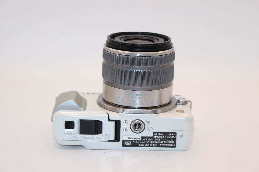 ★お買い得★ショット数3138回★ LUMIX DMC-GF5 レンズキット