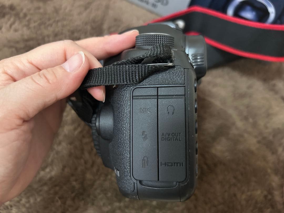 デジタルカメラ EOS 5D Mark III + EF24-70mm F4L IS USM