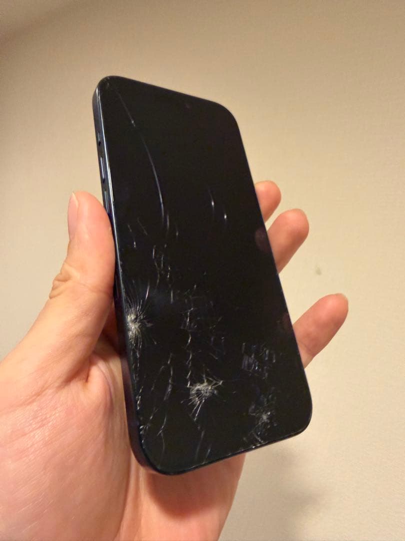 iPhone15pro 128GB ネイビー　画面割れ　ジャンク