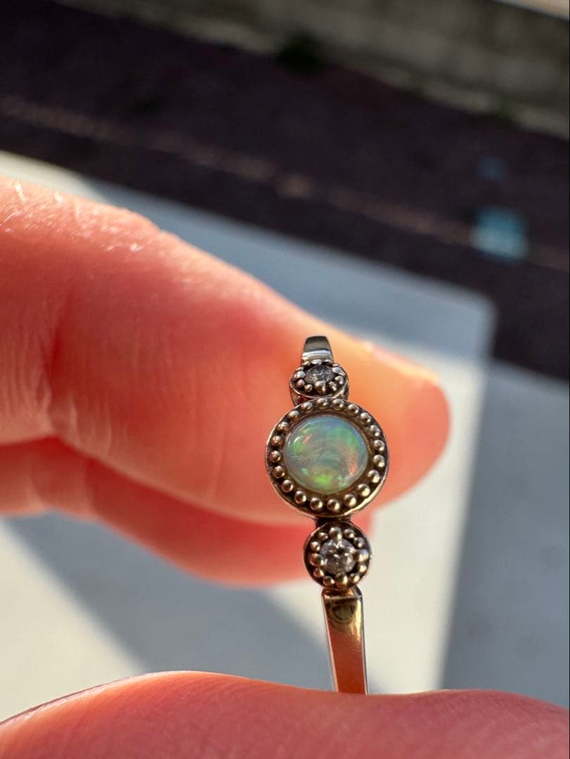 オデュース4℃ オパールダイヤモンドリング　9号