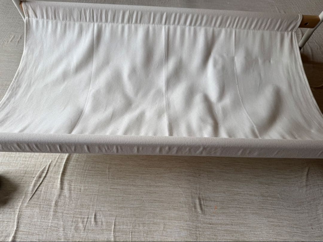 ベビーベッド　リリワゴン2 ホワイト