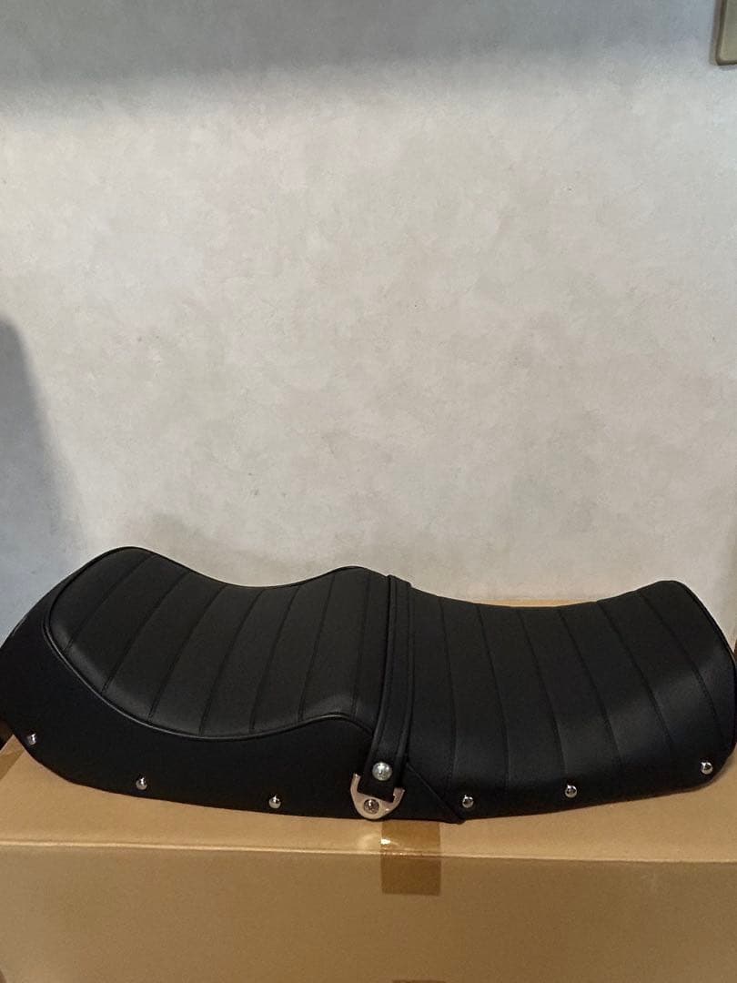 HONDA旧CB400F黒段シート 398 408ヨンフォア