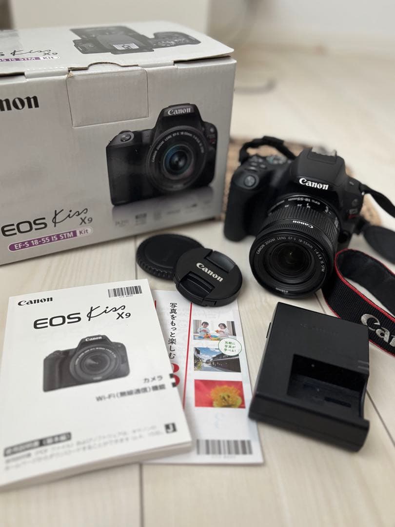 Canon EOS Kiss X9 デジタル一眼レフ EF-S 18-55mm