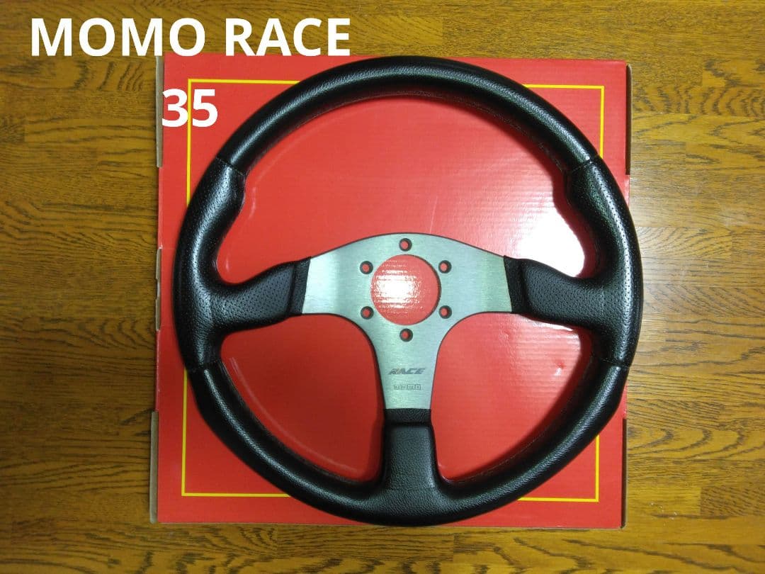 MOMO RACE 35㎝　中古　モモ　レース ステアリング