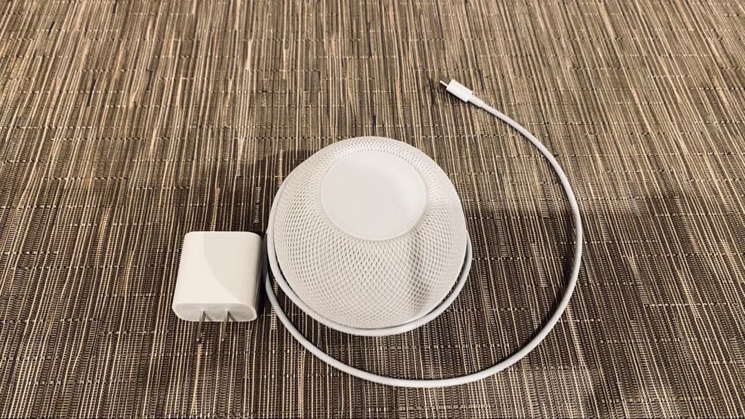 スマートスピーカー ホワイト 充電アダプター付き