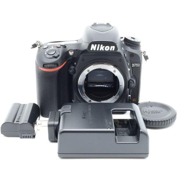 ショット数3652回!■ほぼ新品■ Nikon D750 ボディ