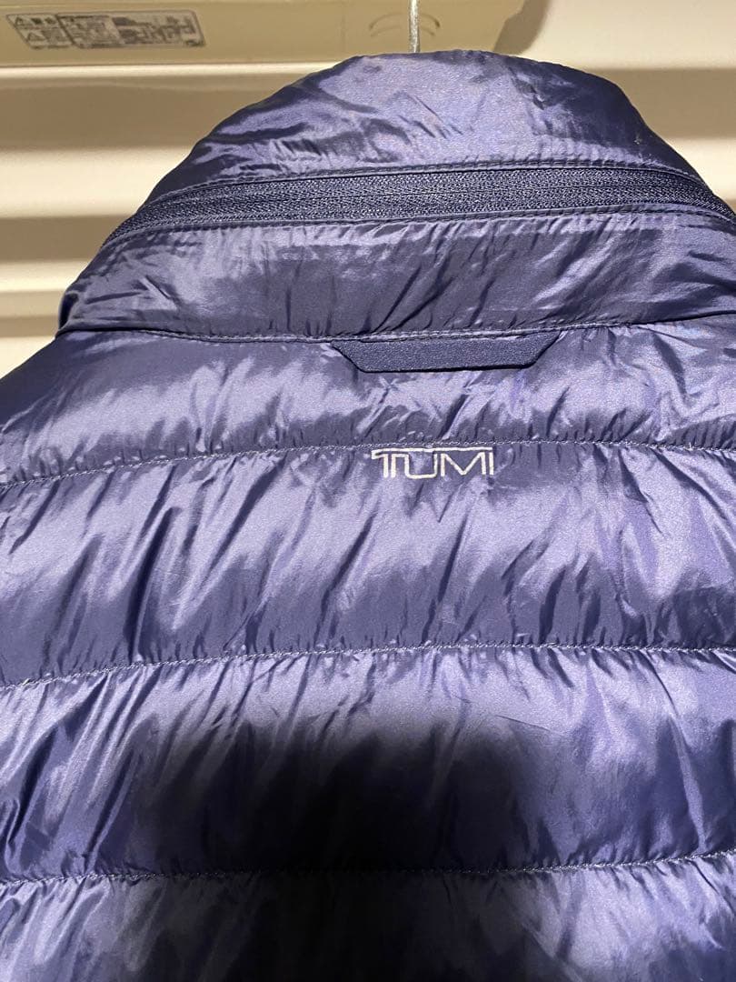 TUMI PAX ネイビーダウンジャケット