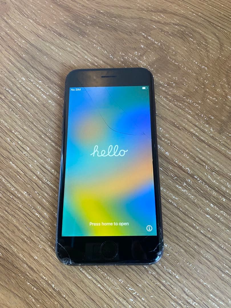 【ジャンク品】Apple iPhone 8 64GB