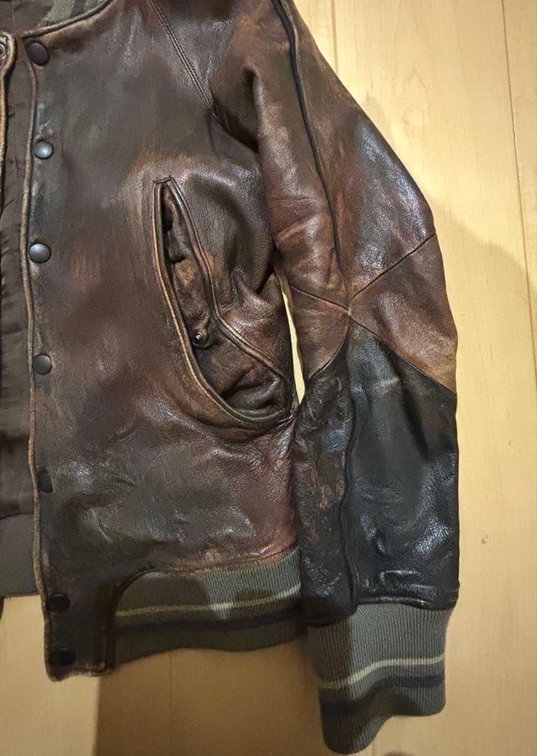 varde77 レザー　鹿革クラックレザースタジアムジャケット　サイズＳ