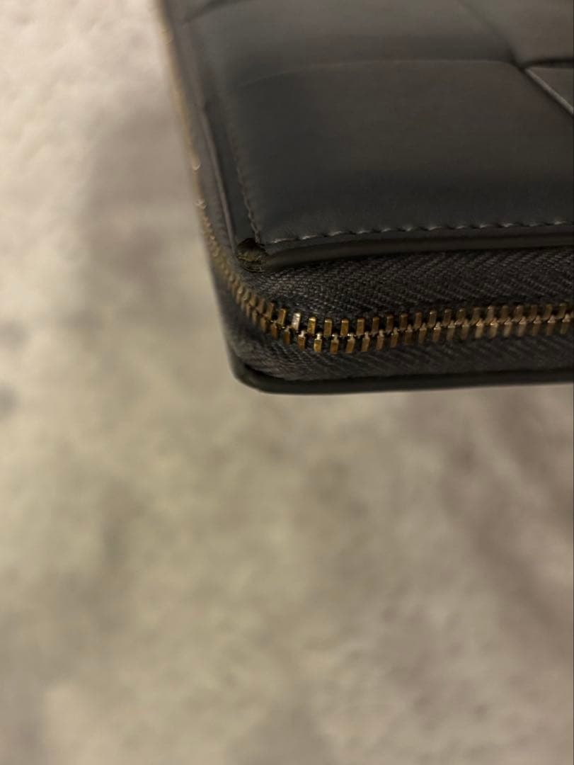 BOTTEGA VENETA 長財布　カセット ラウンドジップ