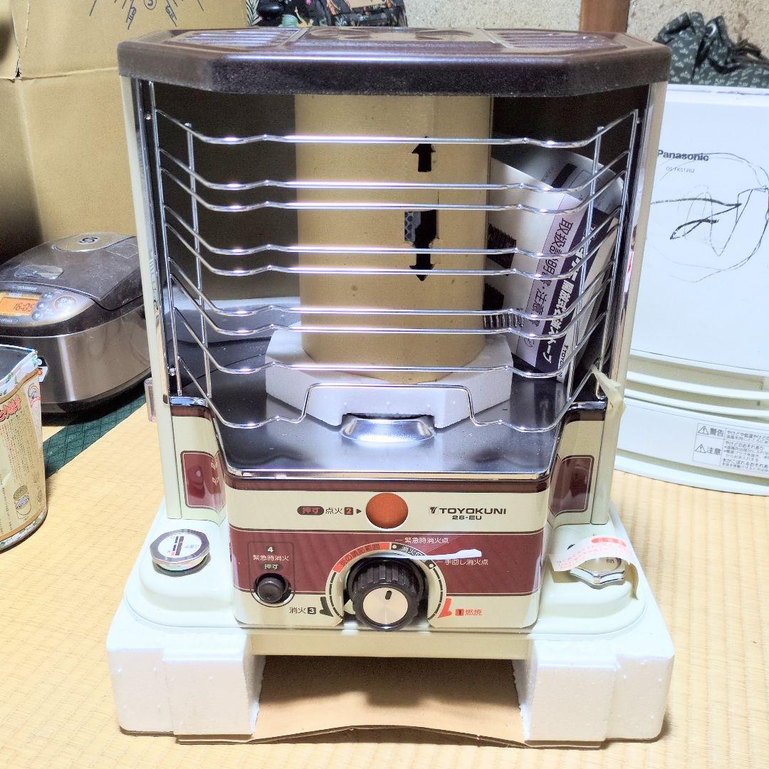 ★新品！昭和の化石★画像撮影のためだけに開封★トヨクニ 石油ストーブ 26-EU