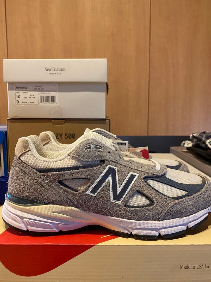 靴 new balance990V4