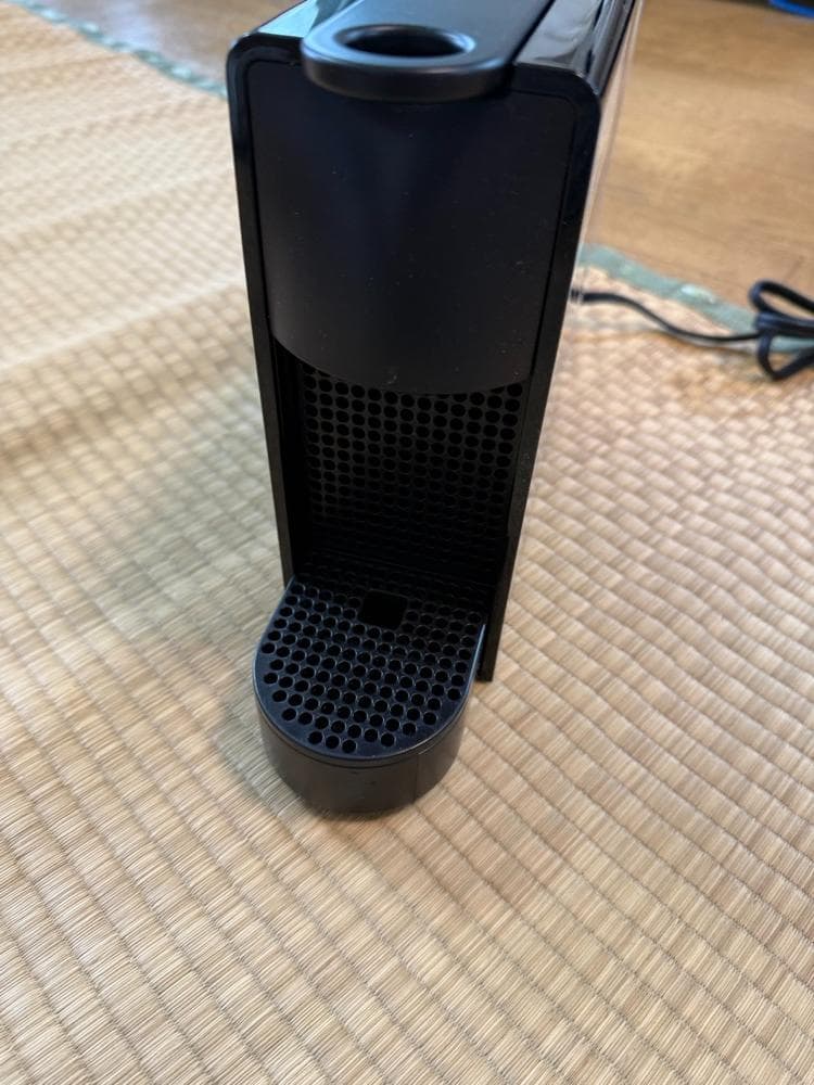 Nespressoのエスプレッソマシン - エッセンサ ミニ