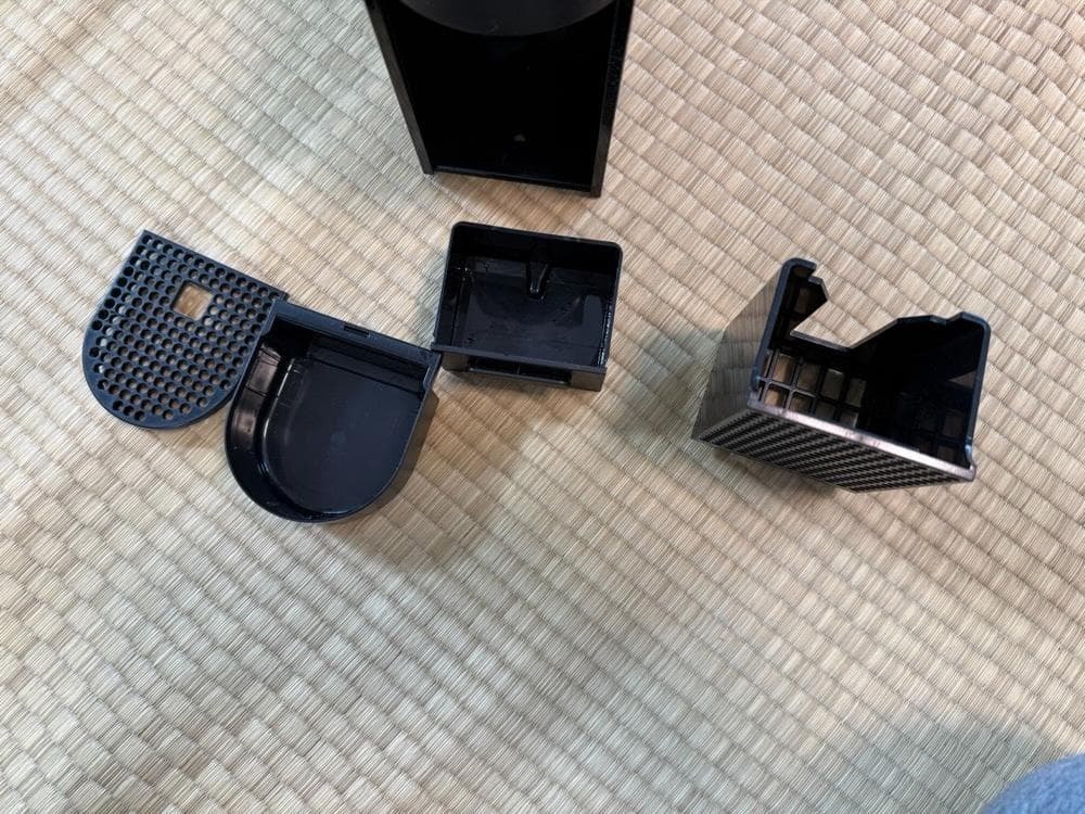 Nespressoのエスプレッソマシン - エッセンサ ミニ