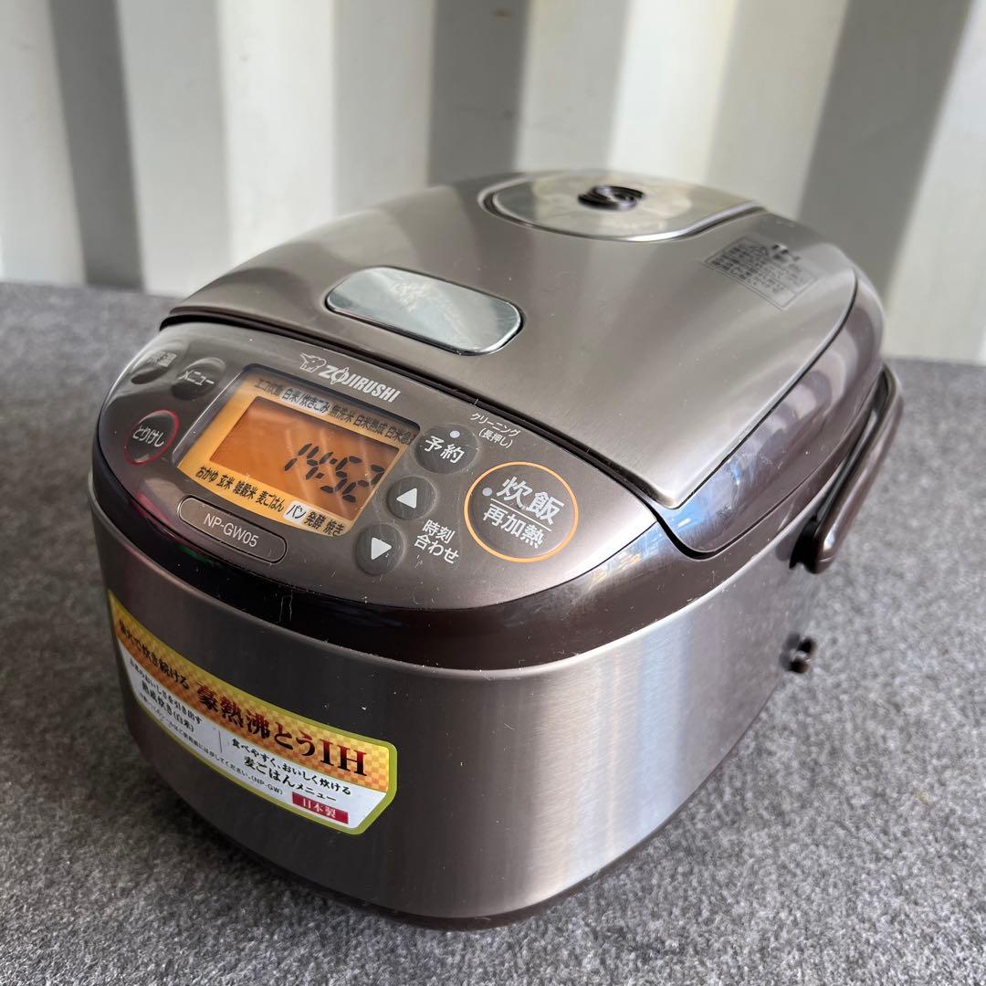 B4良品✨　象印マホービン 炊飯器 3合 NP-GW05 新生活応援✨