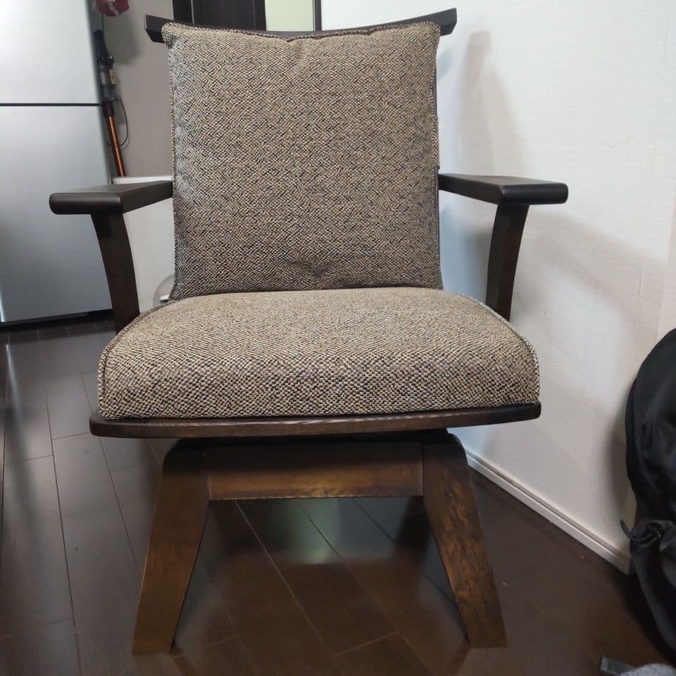 ブラウン アームチェア 布製 モダン