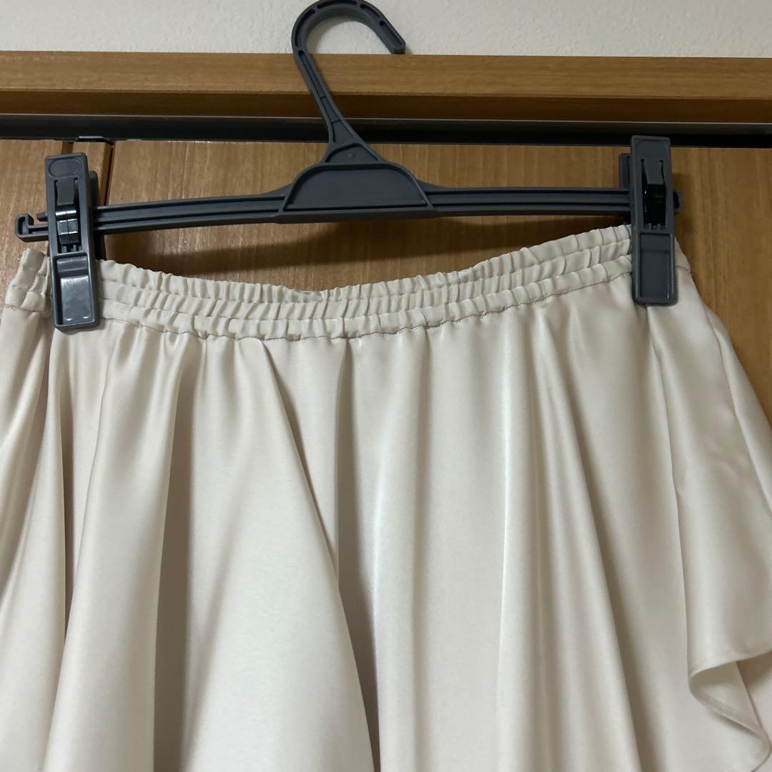 FRAY I.D フレイアイディー サテンランダムティアードスカート