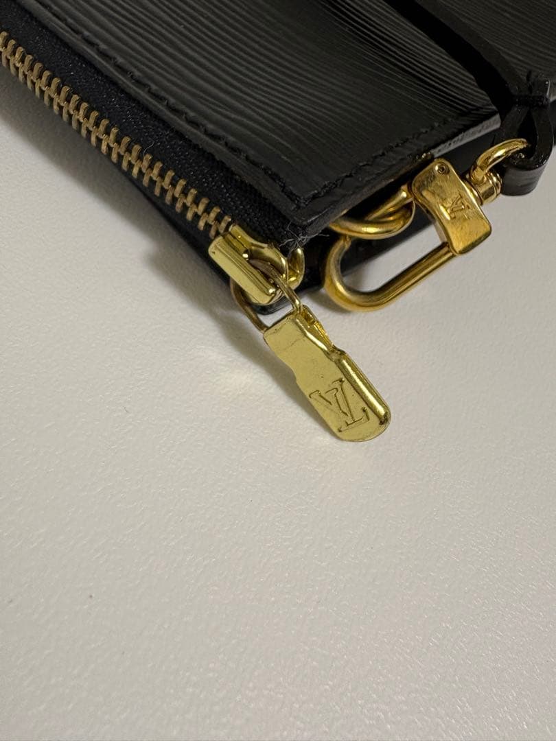 [美品] ルイ・ヴィトン　エピ　アクセサリー　ポーチ 黒
