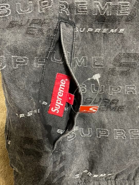 9　シュプリームジャケット