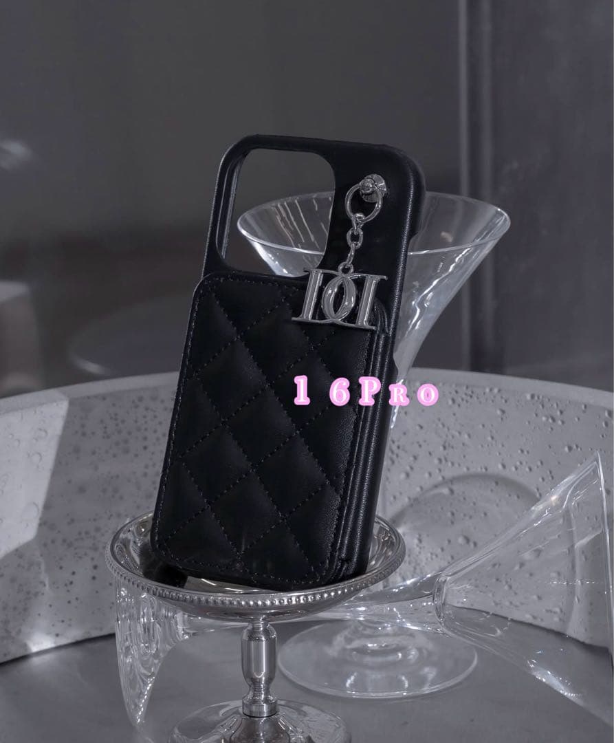 ダーリッチ キルティングミラーDDチャームiPhoneケース ブ